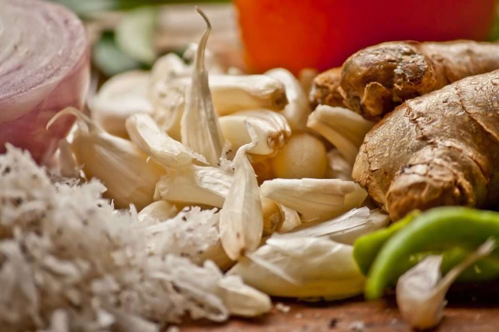 Health benefits of ginger and garlic 